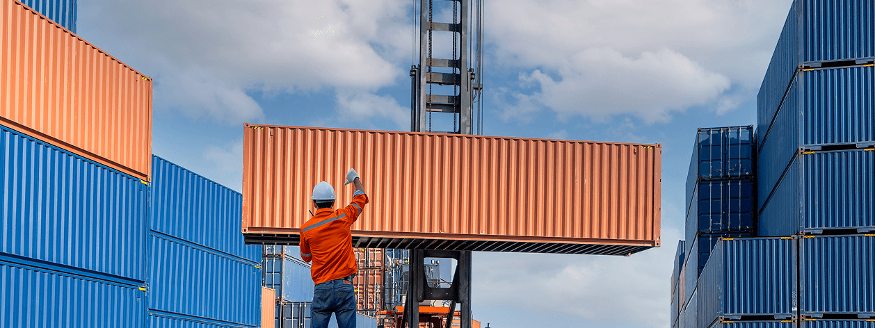 The container shifting